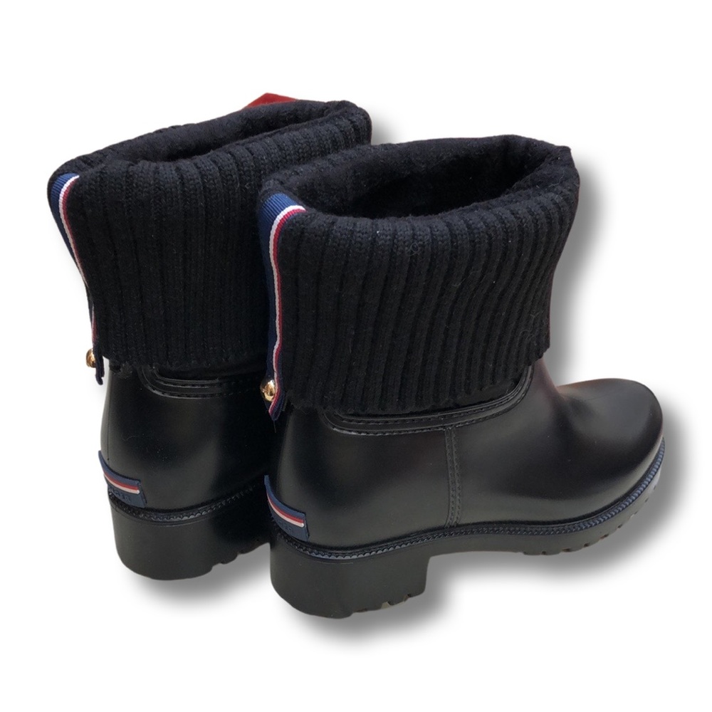 Tommy Hilfiger rain boots, size 8